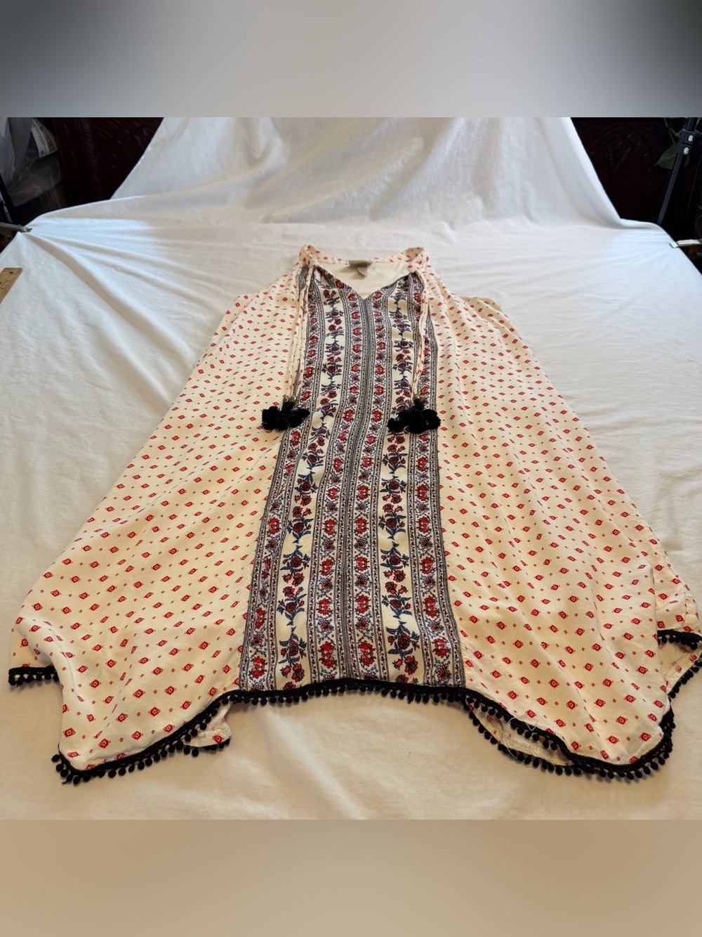 Knox Rose Boho Floral Border Sleeveless Dress in Cream and Red Size M